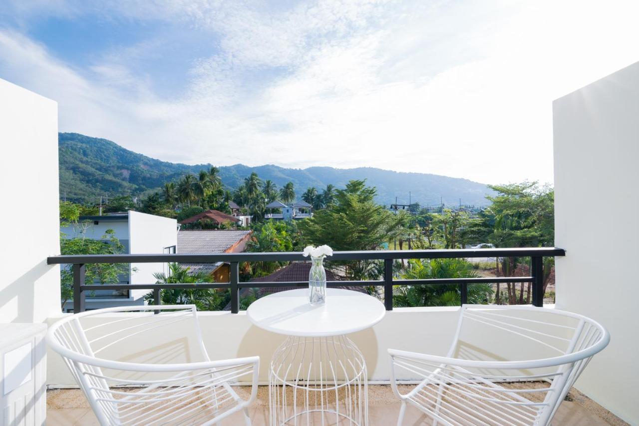 Hill Myna Holiday Park & Cafe Pantai Bang Tao Luaran gambar